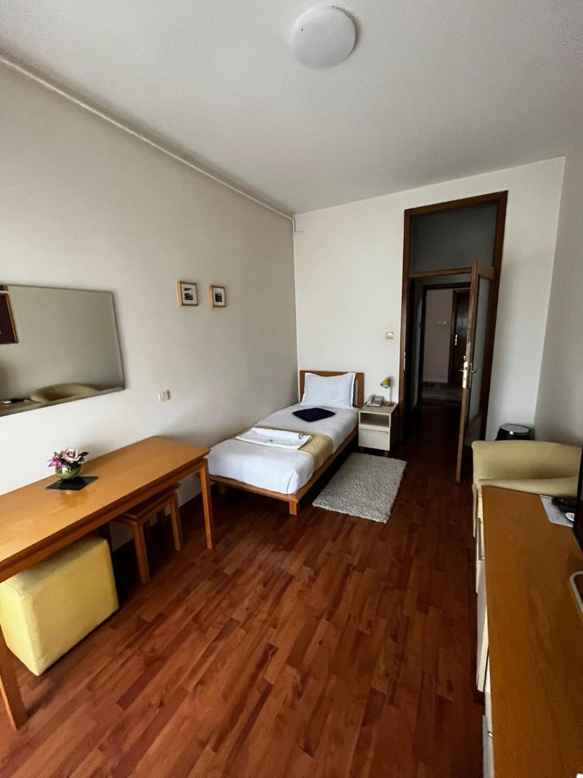 Garni Belvedere Lux Otel Kraljevo